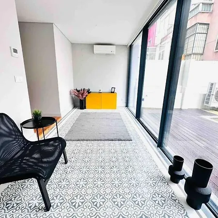 Marques De Pombal Flat Great Locations Center B Lisbon
