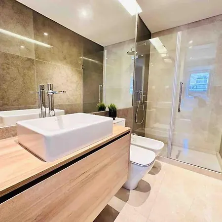 Апартаменты Marques De Pombal Flat Great Locations Center B