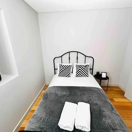 Marques De Pombal Flat Great Locations Center B Lisbon
