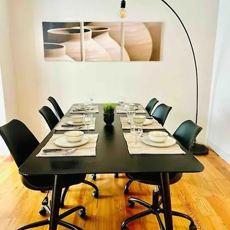 Marques De Pombal Flat Great Locations Center B