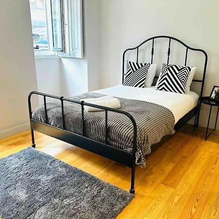 Апартаменты Marques De Pombal Flat Great Locations Center B Лиссабон
