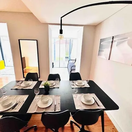 Апартаменты Marques De Pombal Flat Great Locations Center B Лиссабон