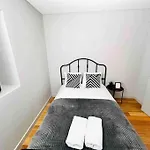 Marques De Pombal Flat Great Locations Center B ליסבון