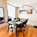 Marques De Pombal Flat Great Locations Center B דירה *
